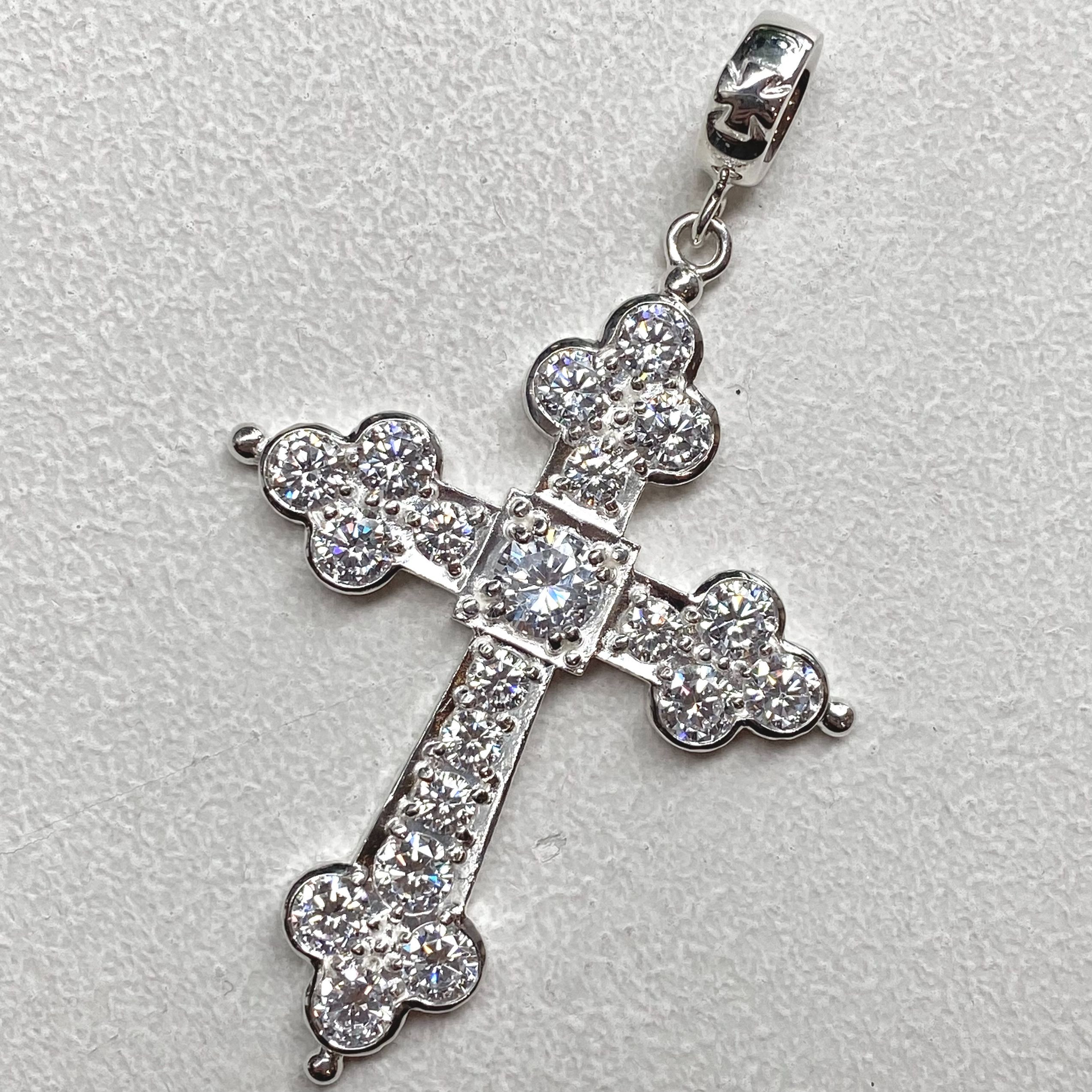 GIANT GOTHIC CROSS SILVER/ZILCONIA
