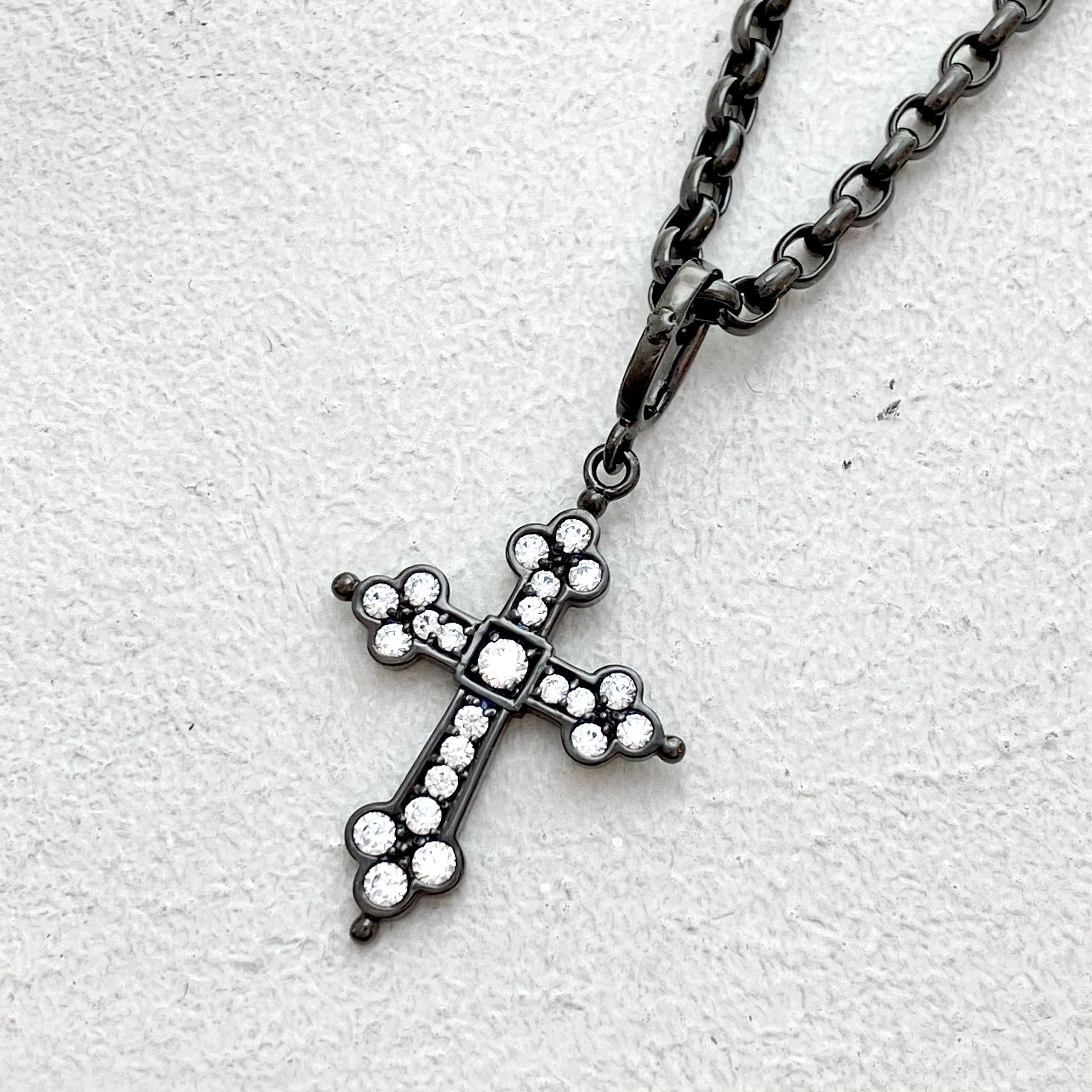 MEDIUM GOTHIC CROSS /ZIRCONIA BLACK RUTHENIUM BLACK RUTHENIUM