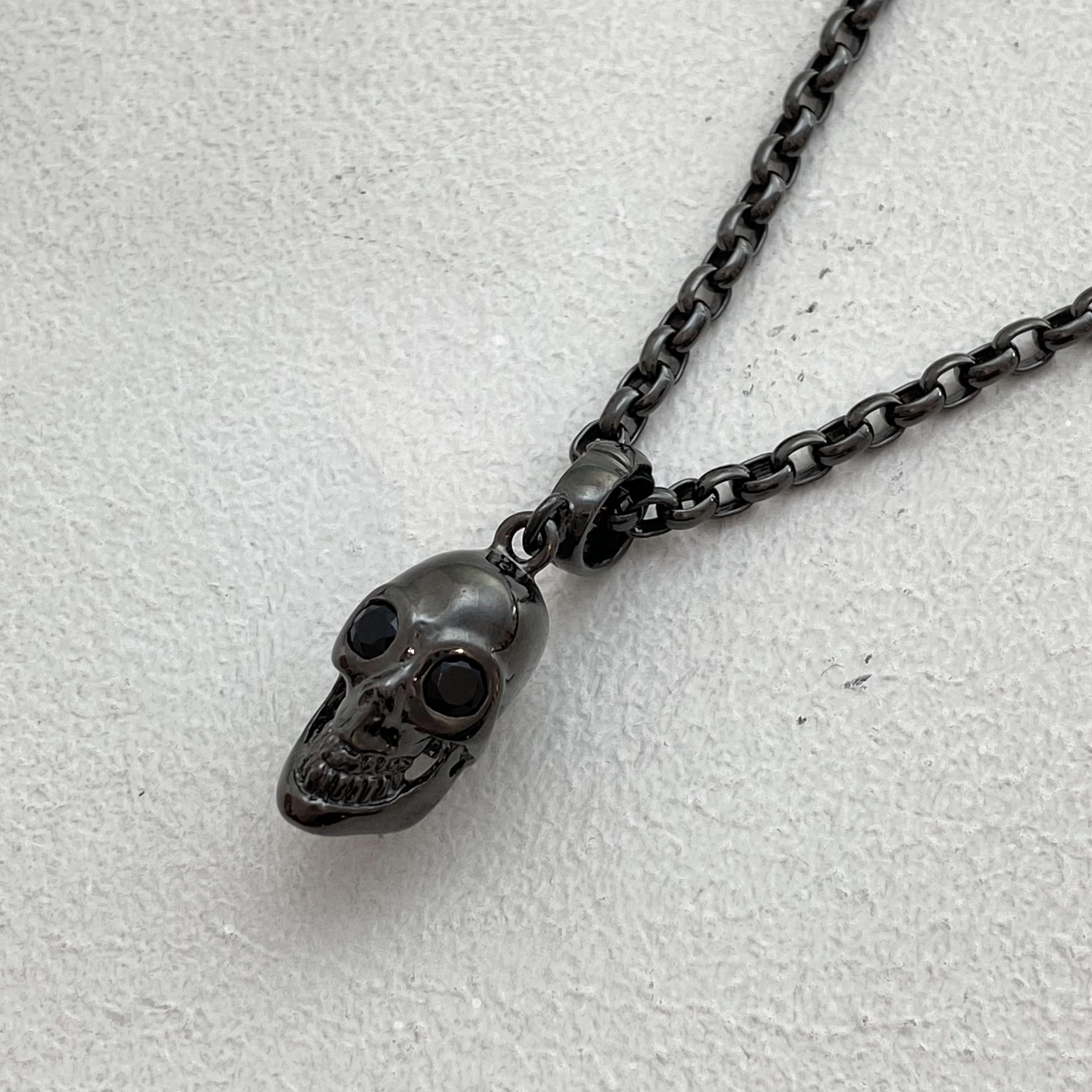 HEAVY SKULL SILVER PENDANT/ONYX EYES BLACK RUTHENIUM BLACK